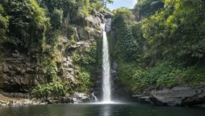 Gieng Troi Da Nang: Heaven's Well Trekking, Waterfall & Wild Swimming