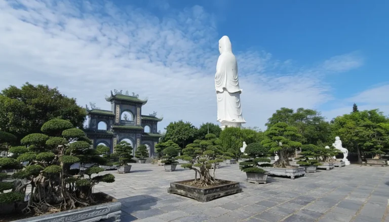 Linh Ung Pagoda: Lady Buddha, Son Tra Peninsula & Da Nang Ocean Views