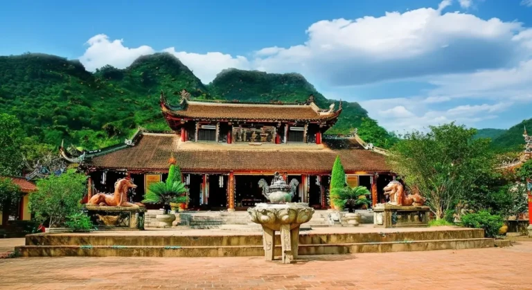 Huong Pagoda Hanoi: Famous Pilgrimage Site & Scenic Cave Temple