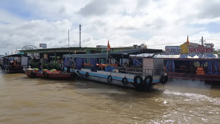 Cai Rang Floating Market: Iconic Mekong Delta Wholesale & Culture