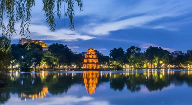 Hoan Kiem Lake Hanoi: Legend, Turtle Tower, & Weekend Walking Street
