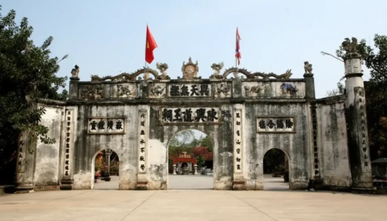 Kiep Bac Temple Hai Duong: Tran Hung Dao's Strategic Headquarters & Sacred Relic