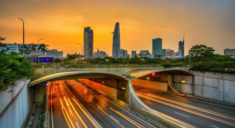 Thu Thiem Tunnel Park: Best HCMC Skyline View