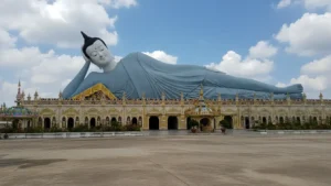 Som Rong Pagoda Soc Trang: Massive Reclining Buddha & Khmer Architecture