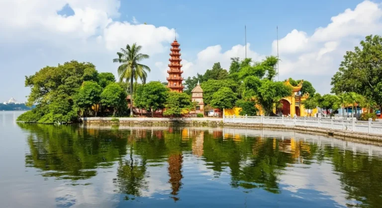 Tran Quoc Pagoda Hanoi: Oldest Temple on West Lake & Stupa