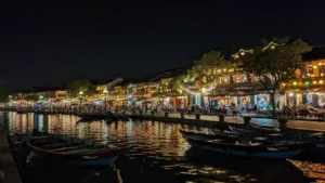 Hoi An Night Market: Magical Lanterns, Street Food & Souvenirs