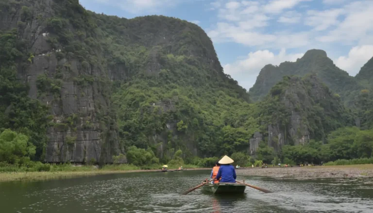 Tam Coc - Bich Dong: The "Halong Bay on Land" Boat Trip in Ninh Binh