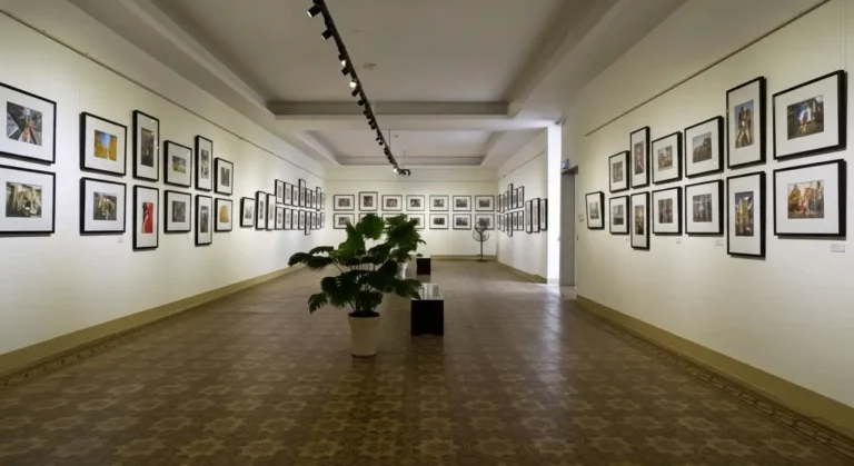 HCMC Fine Arts Museum: Colonial Architecture & Vietnamese Art
