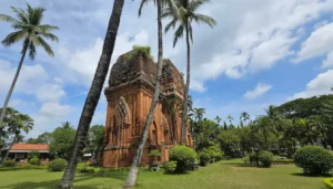 Quy Nhon Twin Towers: Ancient Champa Kingdom Cham Architecture