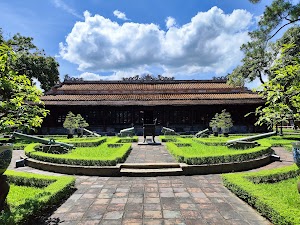 Hue Museum of Royal Antiquities place picture
