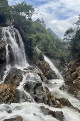 img_07ecf75d8c7b63cbdae4097fbd8384eedr