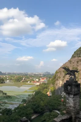 Mua Cave Viewpoint: Panoramic Tam Coc Views from Dragon Mountain, Ninh Binh