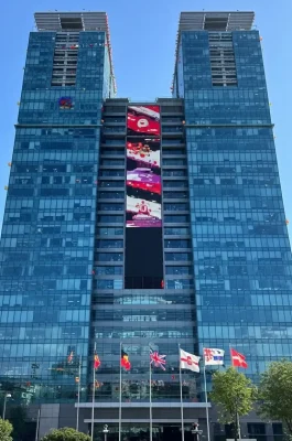 Vincom Center Dong Khoi HCMC: Luxury Shopping Mall & Brands