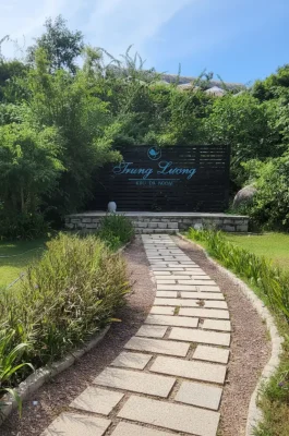 Trung Luong Campsite: Quy Nhon's Scenic Coastal Glamping & Beach