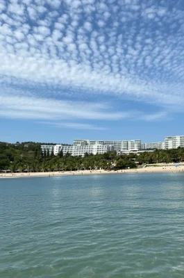 Ong Dia Rock Beach: Mui Ne’s Iconic Rock Formations & Sunrise Spot