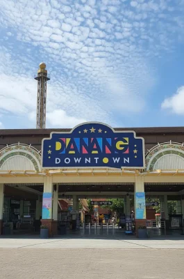 Da Nang Downtown: Dragon Bridge, Han River Nightlife & Central Attractions