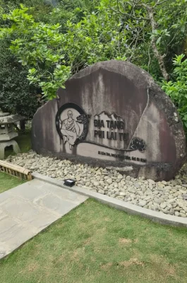 Dia Tang Phi Lai Pagoda: Ha Nam's Zen Retreat with White Pebble Garden