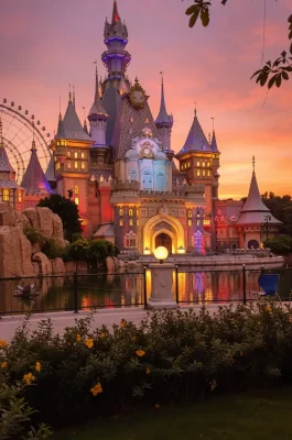 VinWonders Phu Quoc: Vietnam's Largest Theme Park, Aquarium & Water Slides