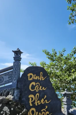 Dinh Cau Temple Phu Quoc: Sunset View, Lighthouse & Sea Shrine