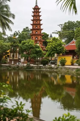 Tran Quoc Pagoda Hanoi: Oldest Temple on West Lake & Stupa