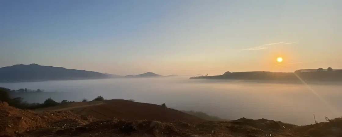 Thien Phuc Duc Hill Dalat: Premier Spot for Sunrise, Clouds & Camping
