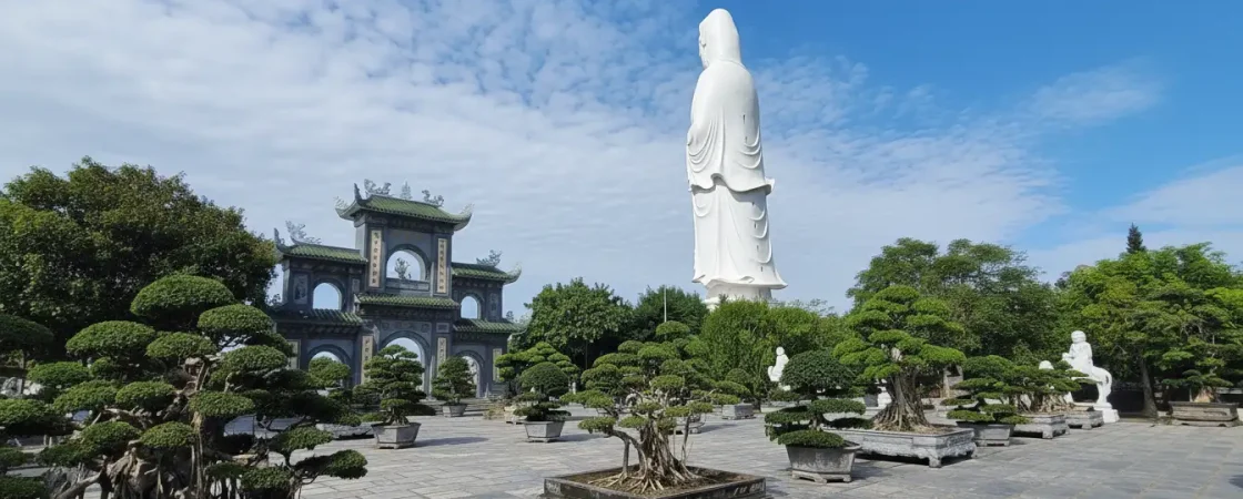 Linh Ung Pagoda: Lady Buddha, Son Tra Peninsula & Da Nang Ocean Views