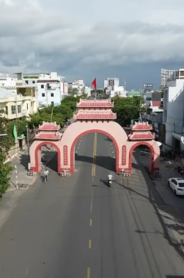 Cong Tam Quan Rach Gia: Kien Giang's Iconic Three-Arch City Gate