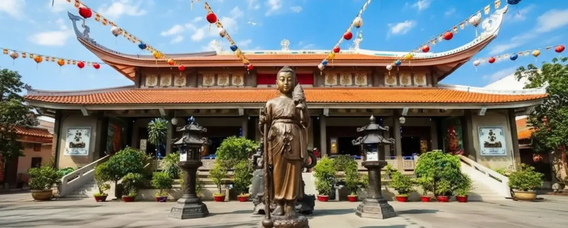 Vinh Nghiem Temple HCMC: Iconic Pagoda with Tallest Stone Stupa