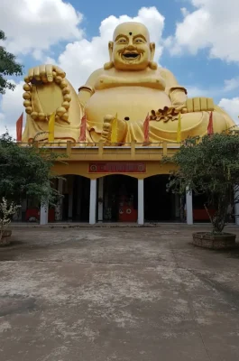 Quan Am Linh Ung Pagoda Soc Trang: Mekong Delta's Largest Ethnic Fusion Temple