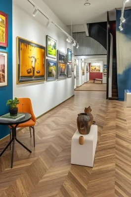 Rehahn Gallery HCMC: Vietnamese Portrait Photography & Culture