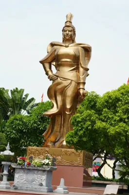 The Statue of General Le Chan: Hai Phong City Founder & Cultural Hero