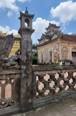 Co Le Pagoda: East-West Architectural Fusion & Historic Stupa