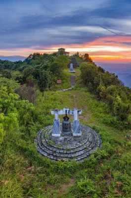 img_4f0432917192e23ae8d4d30ec007f880dr