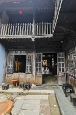 Hoi An Trade Ceramics Museum: International Port History & Ancient Pottery