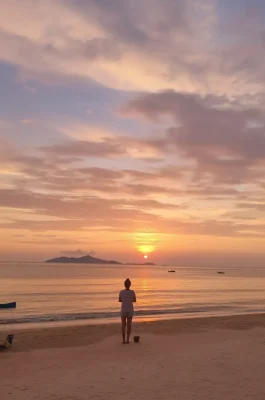 East Sea Park Da Nang: My Khe Beach, White Doves & Oceanfront Relaxation