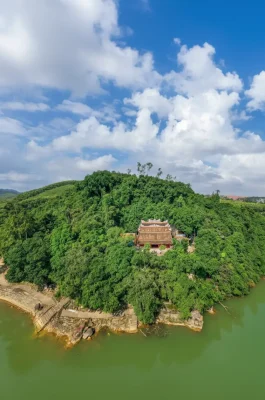 img_57e6c9813225ed4b63a4aa9cd792a17cdr