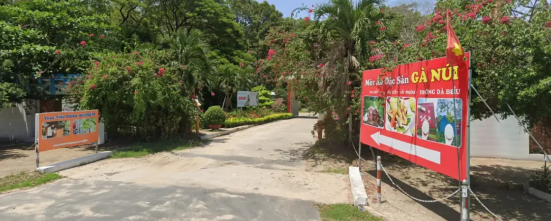 Tuc Dup Hill: Vietnam War Cave Tunnels & Scenic Historical Site