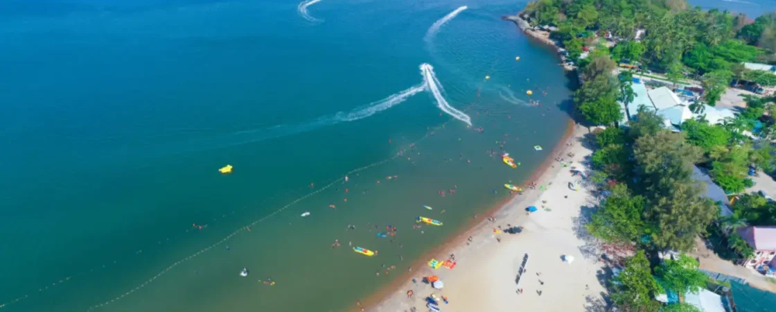 Mui Nai Beach, Ha Tien: Golden Sand & Alpine Coaster Views