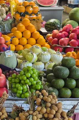 Han Market Da Nang: Premier Spot for Souvenirs, Spices & Tailored Clothing