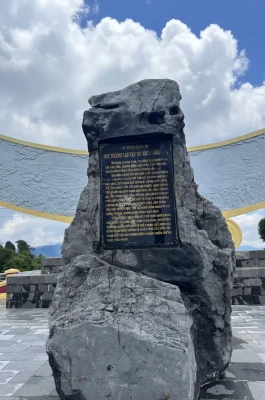 Khau Pha Pass: Vietnam's Great Mountain Pass for Paragliding & Terraced Views