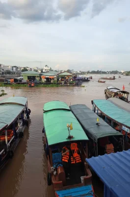 Cai Rang Floating Market: Iconic Mekong Delta Wholesale & Culture