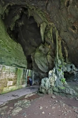 Military Hospital Cave: Cat Ba Island's Secret Wartime Bunker & Historical Relic