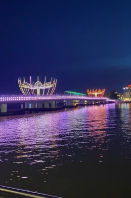 Ninh Kieu Wharf Can Tho: Mekong River Cruises, Night Market & Cultural Park