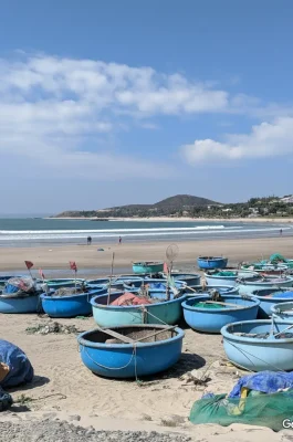 Ong Dia Rock Beach: Mui Ne’s Iconic Rock Formations & Sunrise Spot