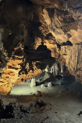 Dong Hoa Cuong (Diamond Cave): Sparkling Gem of Cat Ba Island, Hai Phong