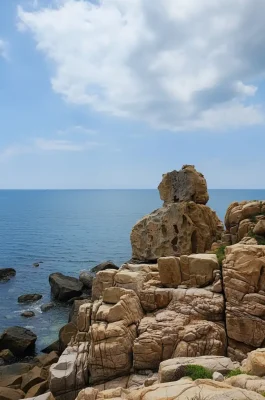 Hang Rai Ninh Thuan: Ancient Coral Reef, Sea Caves & Coastal Waterfall