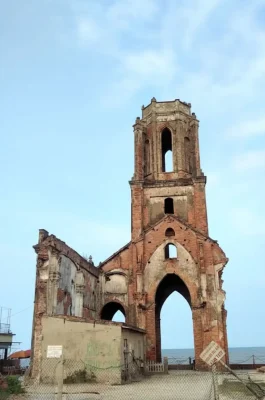Nam Dinh Ruined Church: Dramatic Coastal Ruins & Photography Spot