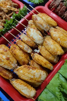 Sapa Night Market: Highland Street Food & Ethnic Souvenirs