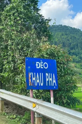 Khau Pha Pass: Vietnam's Great Mountain Pass for Paragliding & Terraced Views