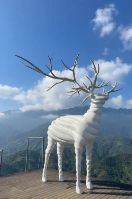 Moana Sapa Check-in: Iconic Photo Spots, Infinity Views & Cafe